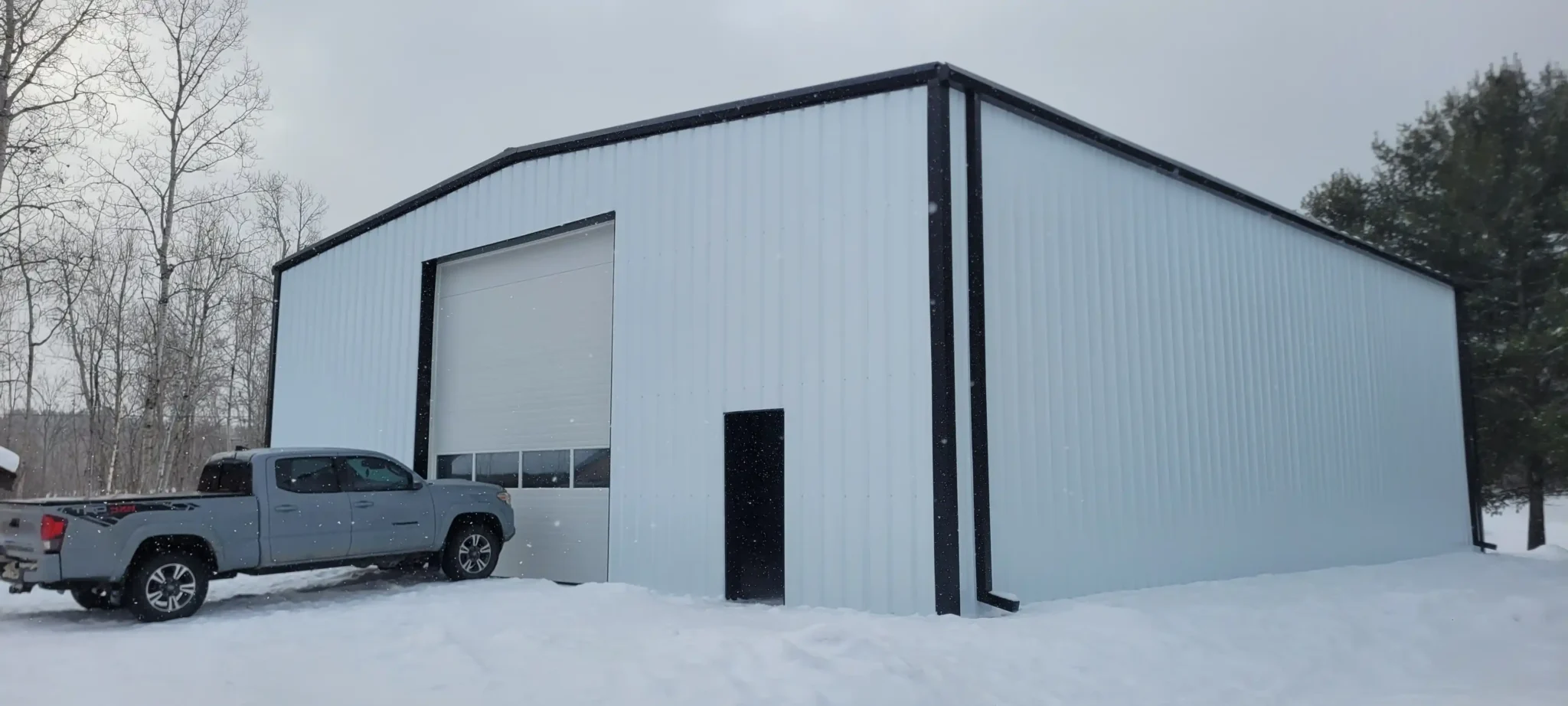 Clear-span-storage-building-2048x922
