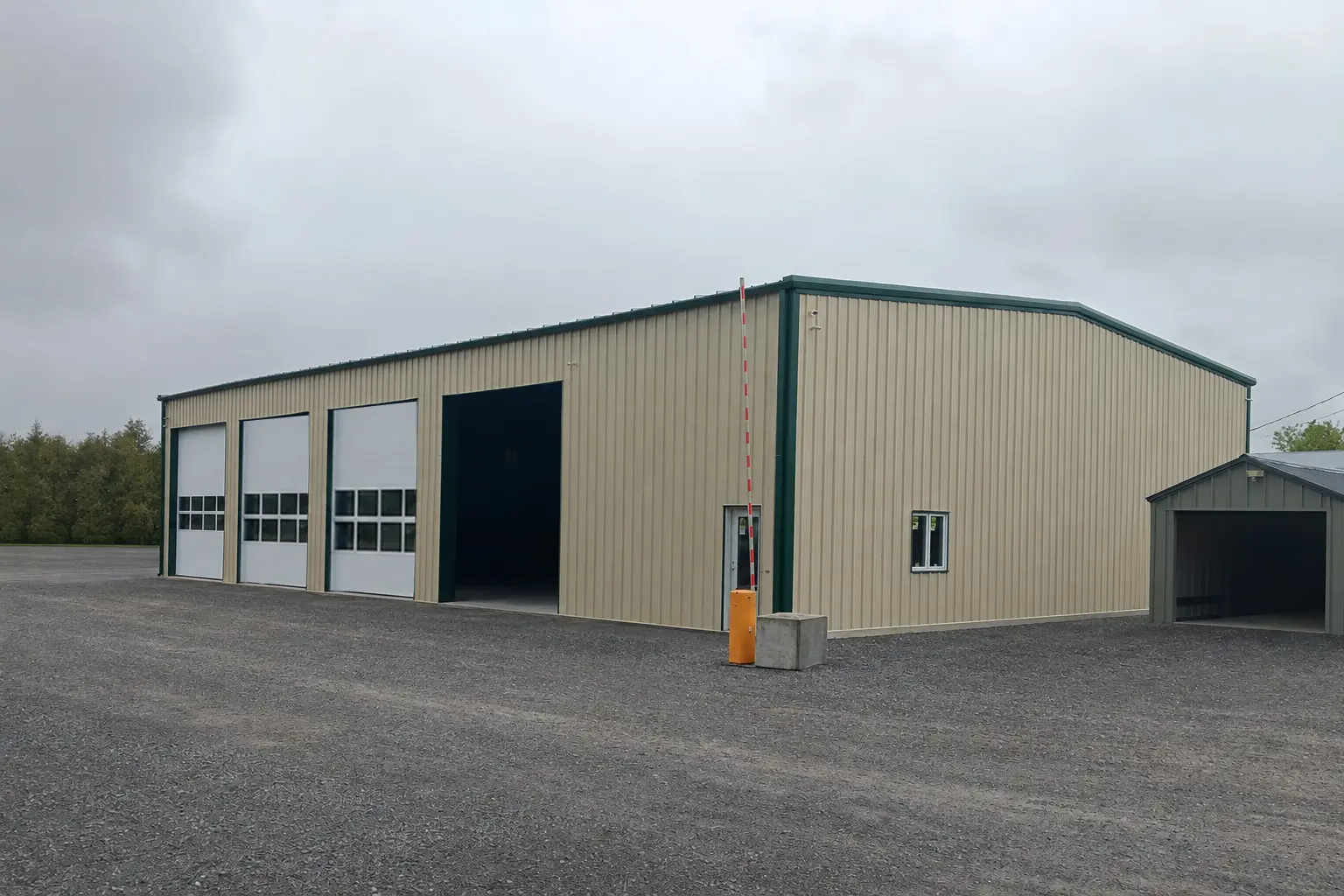 Multi-Bay-Industrial-Facility